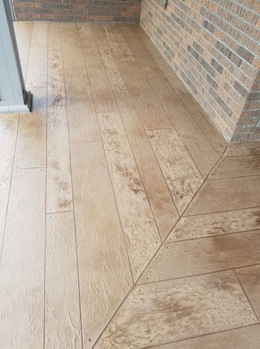 2019 Silver Tie Tuscan Woodplank - (suntastic Surfacing)
Tuscan Awards
Sundek
